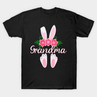 EASTER BUNNY GRANDMA FOR HER - MATCHING EASTER SHIRTS FOR WHOLE FAMILY T-Shirt